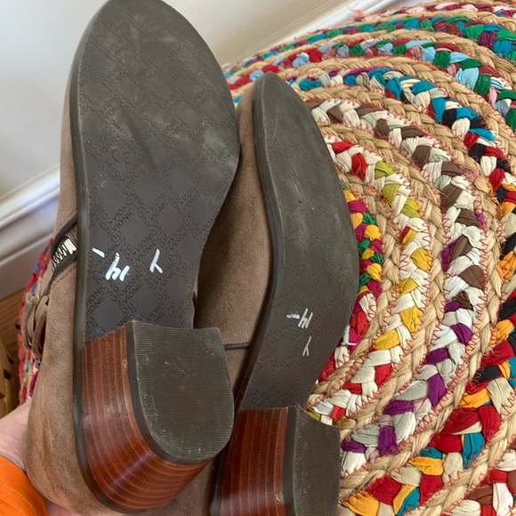 NWOT Vionic Serena Tan Suede Ankle Boots - Picture 7 of 7